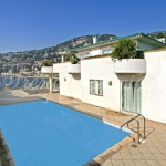 Villefranche villa � quelques m�tres de la mer pied dans l'eau